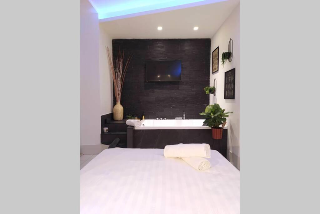 Elegante Open Space Con Vasca Idromassaggio A Trastevere מראה חיצוני תמונה
