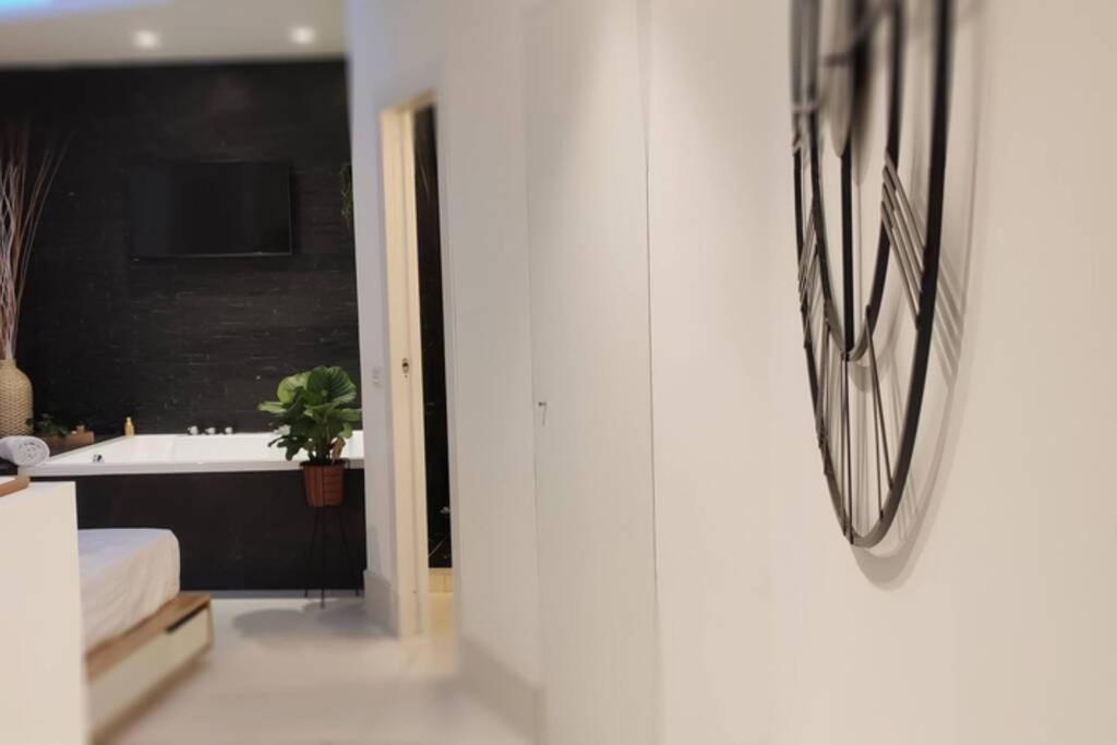 Elegante Open Space Con Vasca Idromassaggio A Trastevere מראה חיצוני תמונה